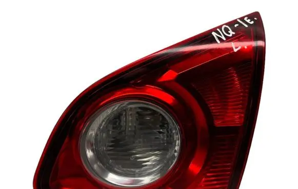 Nissan Qashqai Tailgate rear/tail lights 89071064