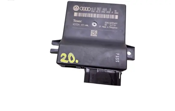 Audi A6 S6 C6 4F Gateway control module 4L0907468B