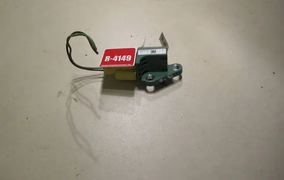 Volkswagen PASSAT B6 Airbag deployment crash/impact sensor 3C0909606