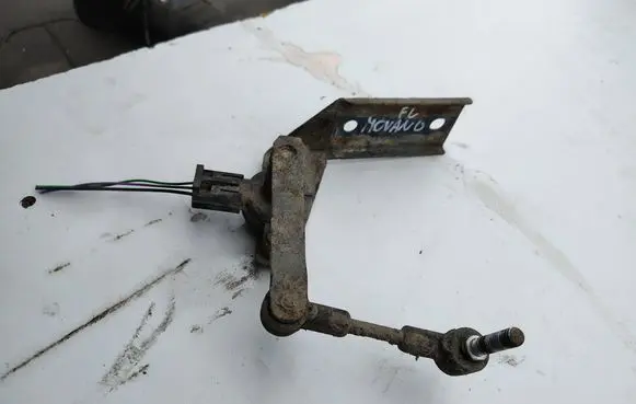 Headlight/headlamp level sensor