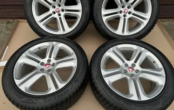 Jaguar F-Pace R20 alloy rim HK83-1007-GA