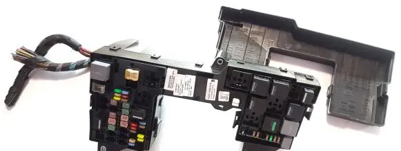 Jaguar XF Fuse module AX2314290AHB 5605002800 7154725930