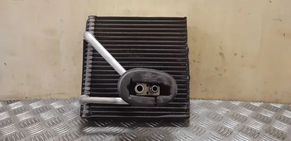 Volkswagen PASSAT CC Air conditioning (A/C) radiator (interior) 