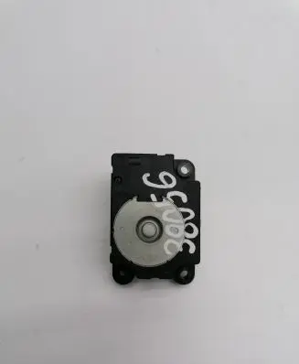Nissan Tiida C11 Air flap motor/actuator 1205081A F885571J