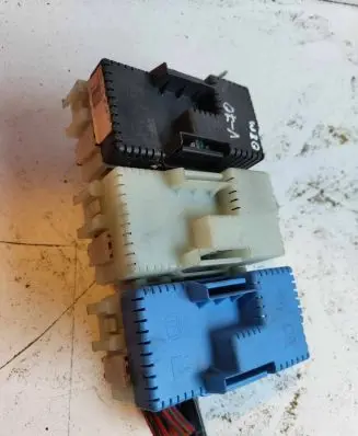 Volvo XC70 Fuse box set 6G9T14K131BA