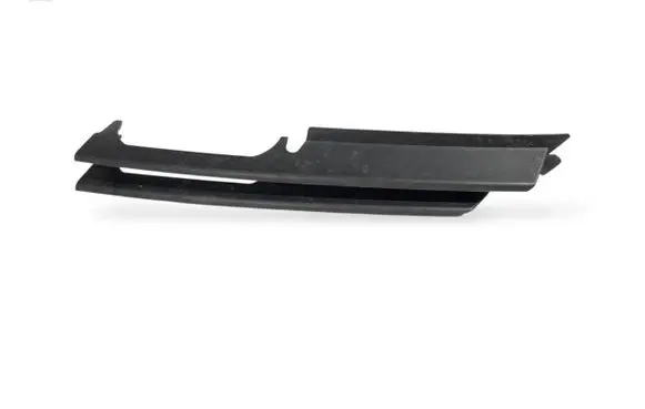 BMW 3 E46 Front bumper lower grill 7032614 51117032614