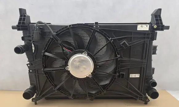 Jeep Compass Radiator set 53353724 68273398AA FP571006