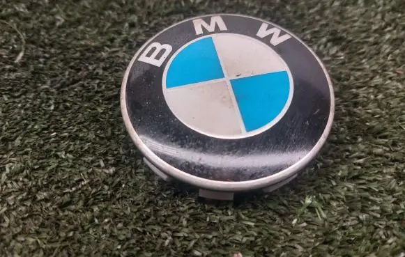 BMW 5 F10 F11 Original wheel cap 36136783536