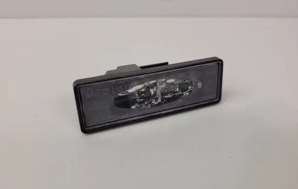 Renault Captur II Number plate light 265101139R