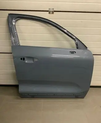 Volvo XC40 Front door