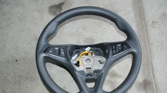 Opel Astra K Steering wheel 125KM