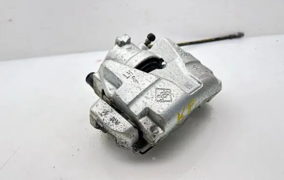 Nissan Juke II F16 Front brake caliper