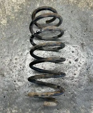 Audi 80 90 S2 B4 Front coil spring