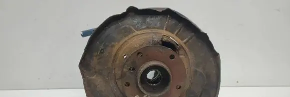 Rear wheel hub spindle/knuckle