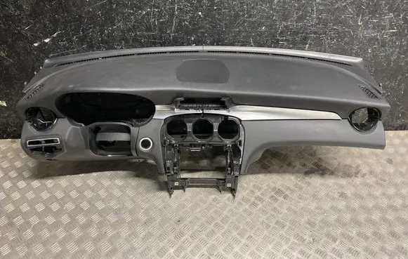 Mercedes-Benz GLC X253 C253 Dashboard A2536800087