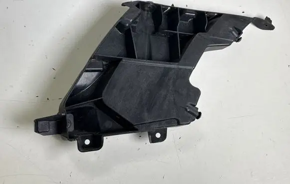 Audi A7 S7 4G Front bumper mounting bracket 4G8807283C