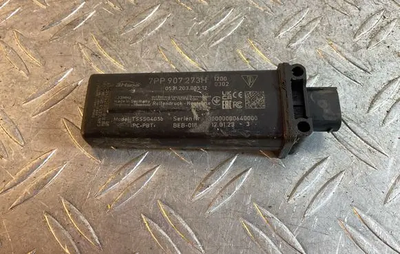 Porsche Macan (95B) Tire pressure control unit 7PP907273H