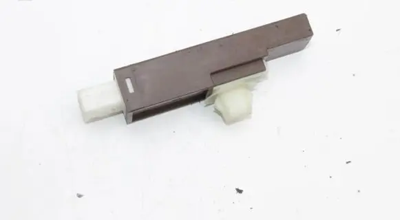 Lexus CT 200H Keyless system antenna 