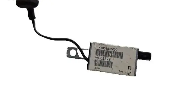 Tesla Model S Aerial antenna amplifier 100480800D