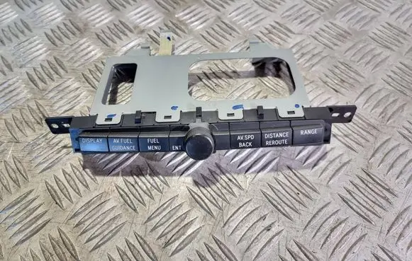 Toyota Avensis T250 Head unit multimedia control 