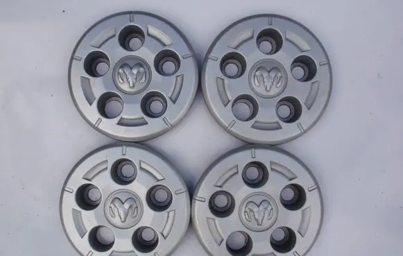 Ram ProMaster R16 wheel hub/cap/trim 