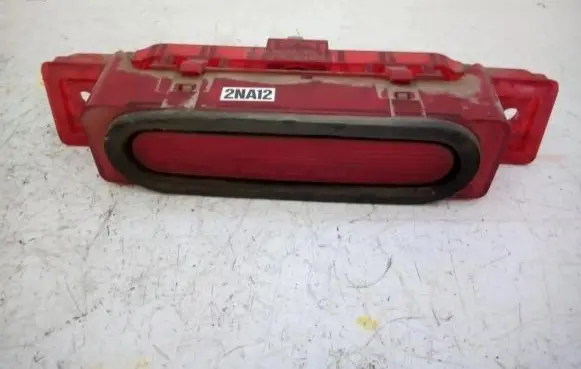 Mazda 626 Third/center stoplight