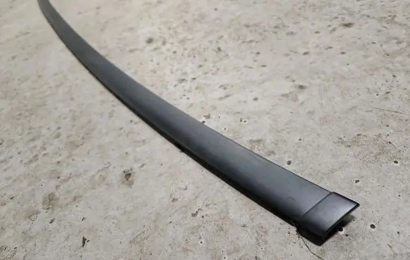 BMW 7 E38 Rear bumper trim bar molding 8125435