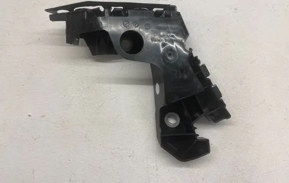 Volkswagen Polo VI Front bumper mounting bracket 2Gs807184b R80446