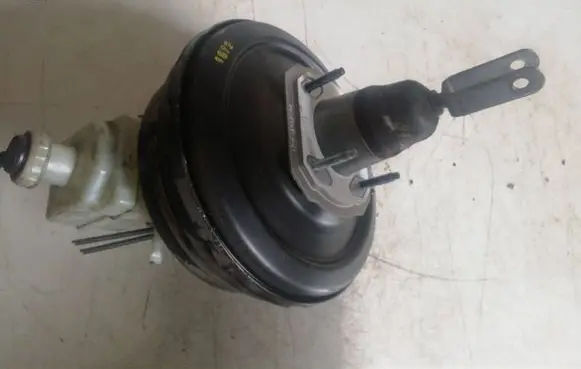 Ford Focus Brake booster 5H32-7B464-CB