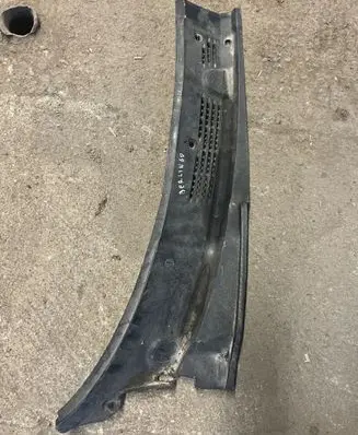 Citroen Berlingo Wiper trim 9642405777 964240577