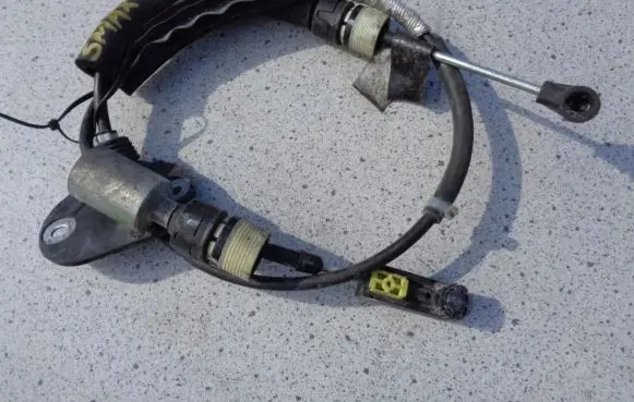 Ford S-MAX Gear shift cable linkage