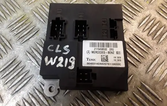 Mercedes-Benz CLS C219 Central body control module 2115458532 A2115458532