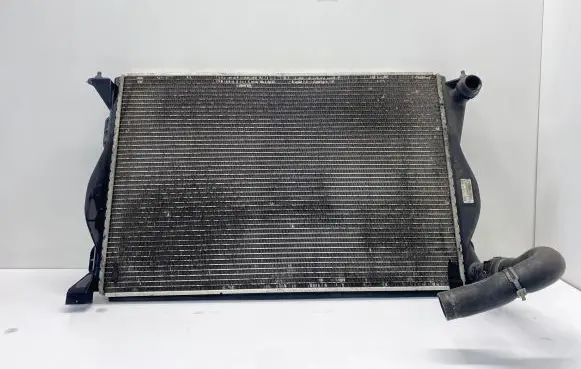 Audi A6 S6 C6 4F Coolant radiator 4F0121251Q