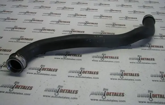 Mercedes-Benz E W211 Engine coolant pipe/hose A2115015382