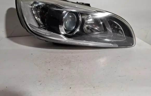Volvo V60 Headlight/headlamp