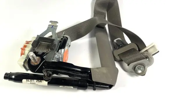 Ford F150 Rear seatbelt FL3B18612D64AV3DY5