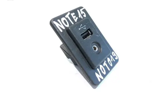 Nissan Note (E12) USB socket connector 684403VU0A