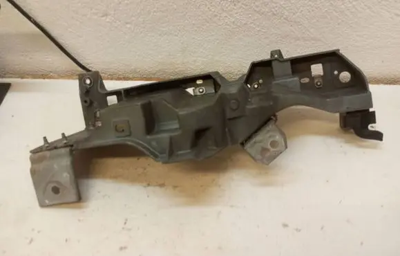 Jaguar S-Type Front bumper mounting bracket 4R838C280A 306PA