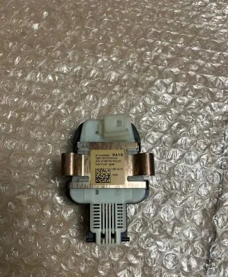 Mercedes-Benz B W246 W242 Rain sensor A2469005415 1013420202 A246900