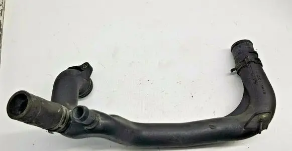 Mercedes-Benz B W245 Engine coolant pipe/hose A6402001352