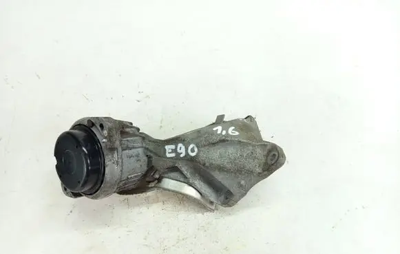 BMW 3 E90 E91 Engine mounting bracket 6764574