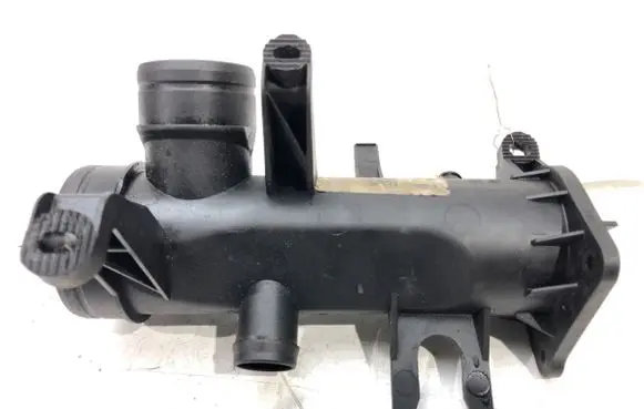 Volkswagen Scirocco Air intake hose/pipe 03C129617H