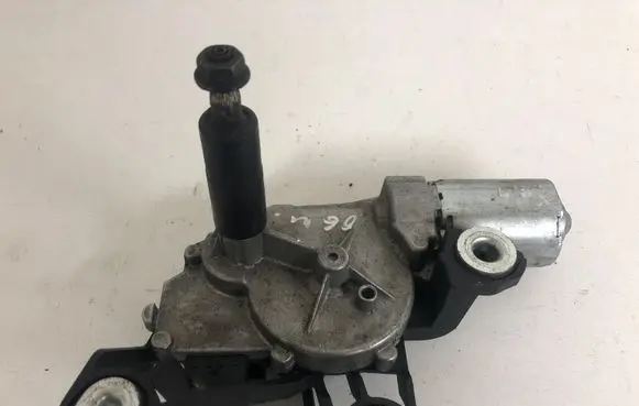 Volkswagen Polo Rear window wiper motor 6Q6955711A
