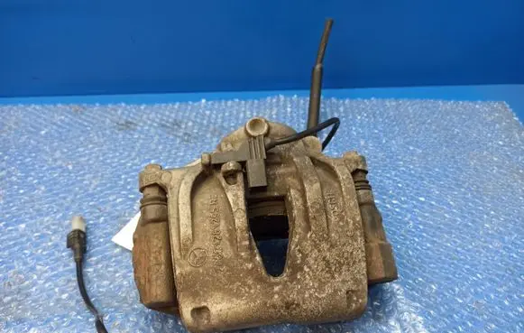 Mercedes-Benz E W211 Front brake caliper 28295 Z06028295