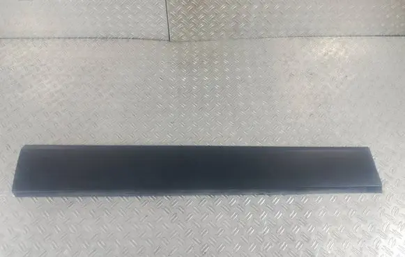 Opel Vivaro Sliding door trim (molding) 93453580