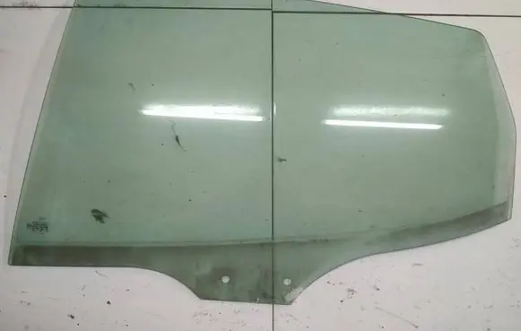 Mercedes-Benz A W168 Rear door window glass AS2