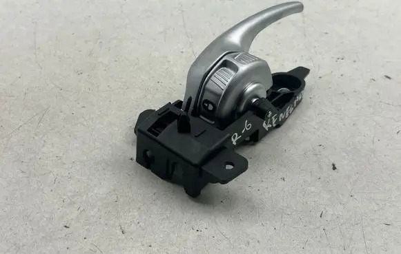 Jeep Renegade Rear door interior handle 