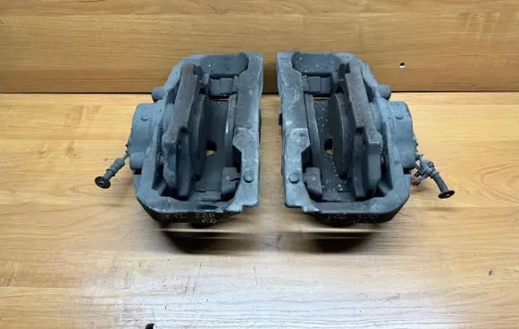 BMW 7 F01 F02 F03 F04 Front brake caliper 34116786818 34116786817 BMW6036