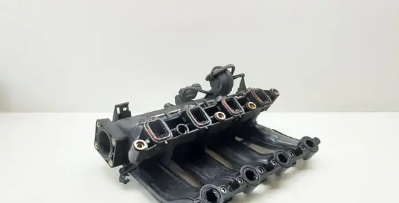 BMW 5 E60 E61 Intake manifold 7787318
