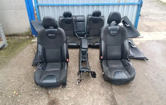 Volvo V40 Seat set 